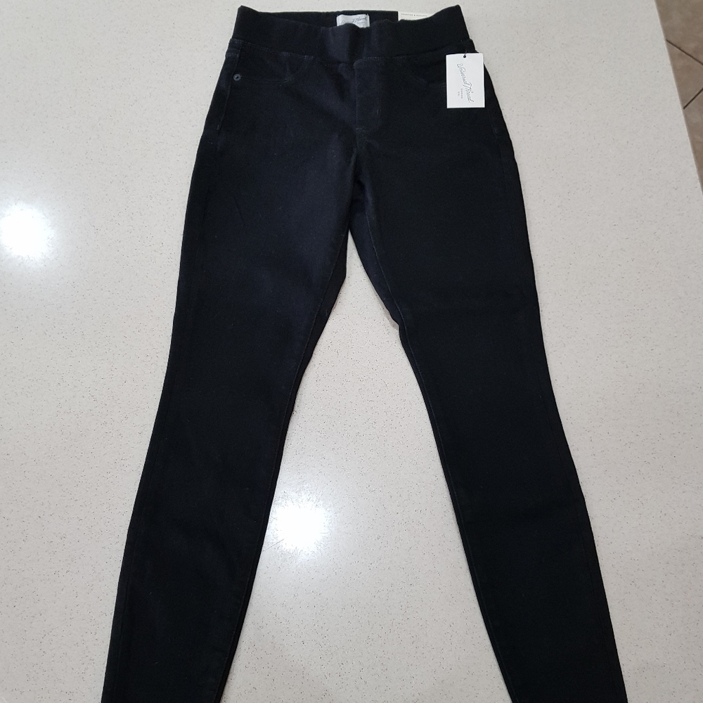 NWT UNIVERSAL THREAD Skinny Legs Black Denim Pull On Jegging Jeans Pants 0 25